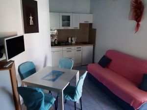 23936697-Ferienwohnung-5--300x225-1