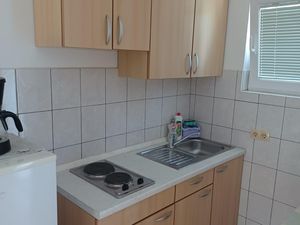 23936762-Ferienwohnung-3--300x225-4