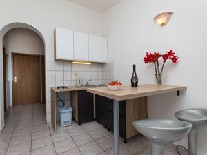 23934509-Ferienwohnung-5--300x225-2