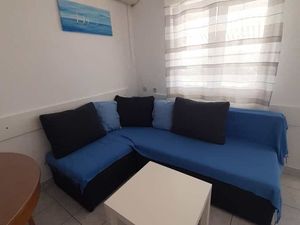 23936137-Ferienwohnung-4--300x225-3