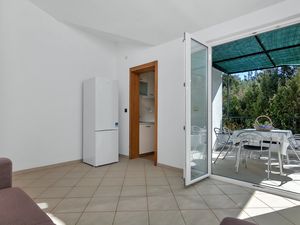 23926579-Ferienwohnung-8--300x225-1