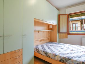 23750555-Ferienwohnung-6--300x225-2