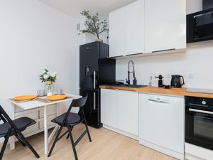 23328904-Ferienwohnung-4--300x225-3