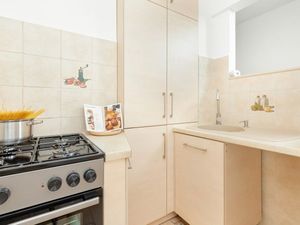 24021226-Ferienwohnung-4--300x225-2