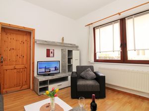 24021628-Ferienwohnung-3--300x225-2