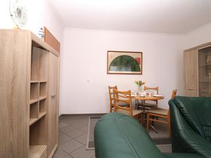 24021646-Ferienwohnung-4--300x225-3