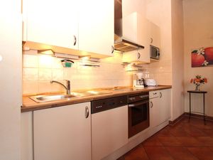 24021652-Ferienwohnung-6--300x225-5