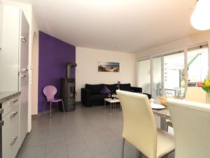 24021669-Ferienwohnung-4--300x225-2