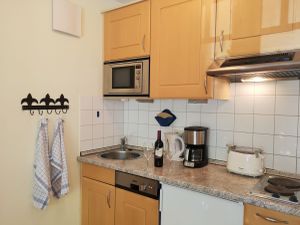 24021737-Ferienwohnung-3--300x225-5