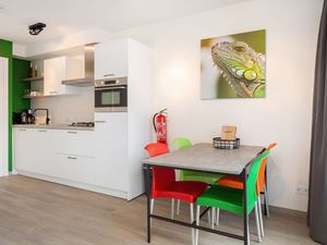 23359692-Ferienwohnung-2--300x225-5