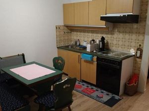 23488983-Ferienwohnung-4--300x225-3