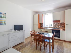 23766976-Ferienwohnung-5--300x225-1