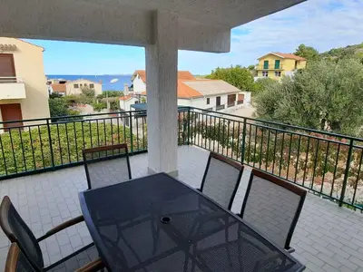 Ferienwohnung für 6 Personen (70 m²) in Primošten 1/10