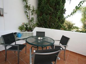 23726754-Ferienwohnung-6--300x225-4