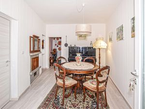 23741797-Ferienwohnung-2--300x225-3