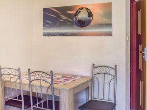 23748107-Ferienwohnung-3--300x225-2