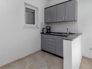 23759623-Ferienwohnung-4--300x225-4