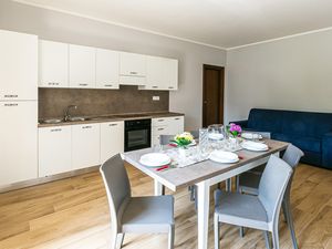 23761491-Ferienwohnung-6--300x225-1