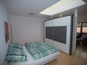 23589227-Ferienwohnung-4--300x225-1