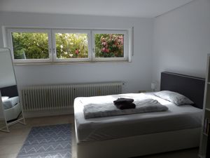 23919387-Ferienwohnung-1--300x225-4