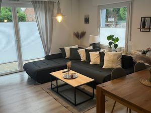 23898401-Ferienwohnung-4--300x225-3