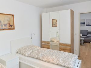 24029971-Ferienwohnung-2--300x225-1