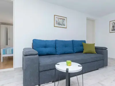 Ferienwohnung für 6 Personen (50 m²) in Krapanj 8/10