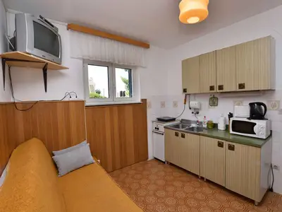 Ferienwohnung für 2 Personen (25 m²) in Primošten 8/10