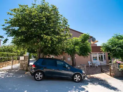 Ferienwohnung für 3 Personen (33 m²) in Jakišnica 2/10