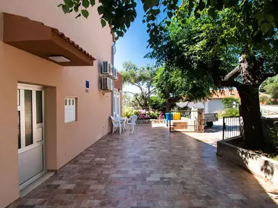 Ferienwohnung für 3 Personen (33 m²) in Jakišnica 8/10