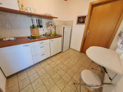 Ferienwohnung für 2 Personen (38 m²) in Klenovica 6/10