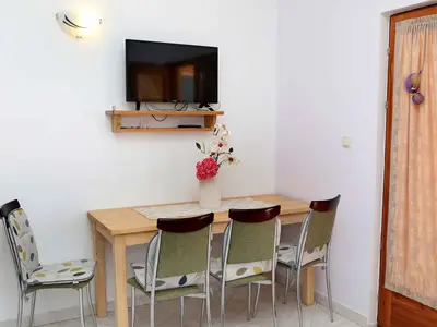 Ferienwohnung für 4 Personen (45 m²) in Poljica 10/10