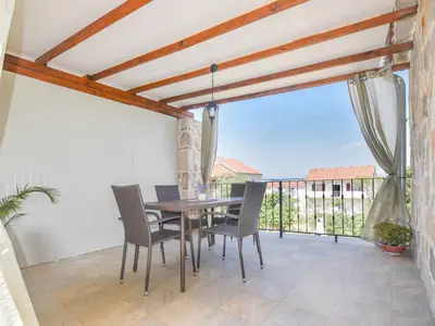 Ferienwohnung für 4 Personen (45 m²) in Ugrinići 2/10