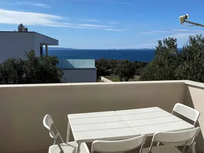 Ferienwohnung für 3 Personen (40 m²) in Jakišnica 1/10