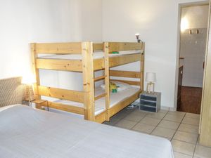 23844888-Ferienwohnung-4--300x225-1