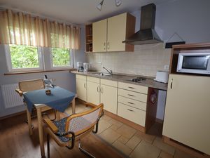 24027493-Ferienwohnung-2--300x225-2