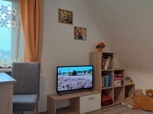 24037780-Ferienwohnung-3--300x225-3