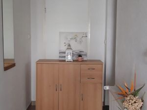 24037923-Ferienwohnung-5--300x225-4