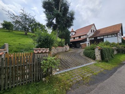 Einfahrt Haus, Aussenansicht