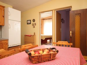 23930073-Ferienwohnung-4--300x225-2