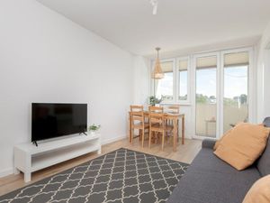 24044172-Ferienwohnung-5--300x225-5