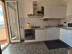 24044354-Ferienwohnung-2--300x225-2