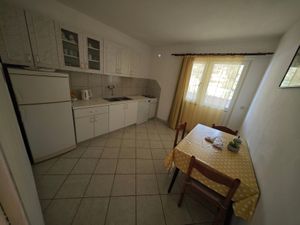 19126205-Ferienwohnung-7--300x225-1