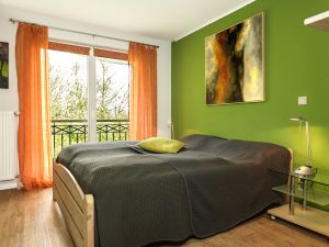 24044834-Ferienwohnung-4--300x225-4