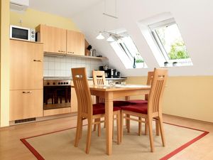 24044835-Ferienwohnung-4--300x225-3