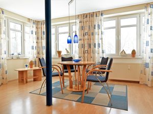 24044859-Ferienwohnung-2--300x225-1