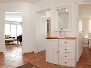 24044863-Ferienwohnung-4--300x225-5