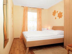 24044866-Ferienwohnung-4--300x225-4