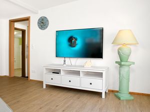 24044892-Ferienwohnung-3--300x225-4