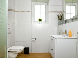 24044906-Ferienwohnung-4--300x225-4